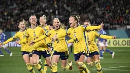 Sverige till semifinal – slår Japan efter rysare - Radiosporten