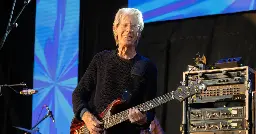 Phil Lesh, Grateful Dead bassist and founding member, dies at 84