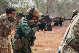 Royal Thai Army soldier practing alongside US Army soldiers during Exercise Cobra Gold 24, March 2, 2024, in Sa Kaeo Province, Thailand [1000x667]