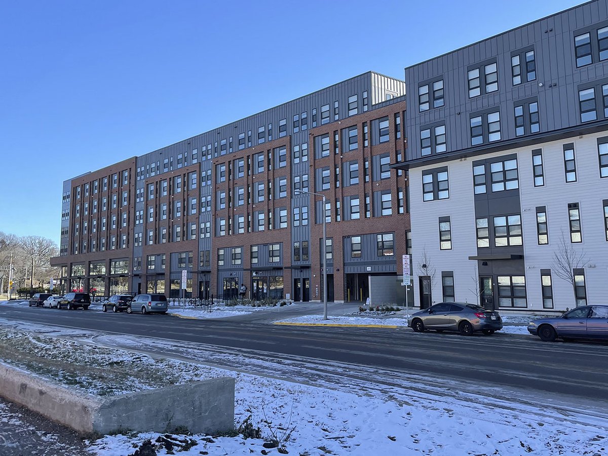 Challenges delay opening of new south side grocery store