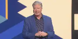 Megachurch Pastor Robert Morris accused of sexually abusing 12-year-old girl