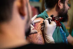 Sealed bottles of tattoo and permanent makeup ink test positive for millions of bacteria, FDA says - WSVN 7News | Miami News, Weather, Sports | Fort Lauderdale