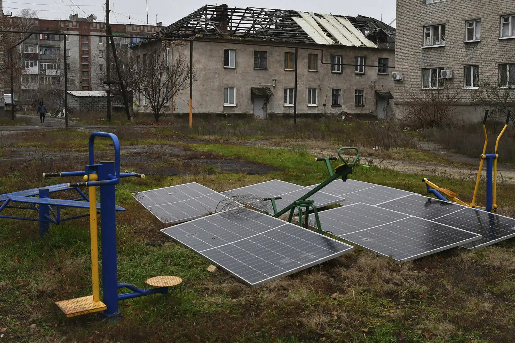 Ukraine is making its infrastructure harder for Russia to destroy by building clean energy sources | Milwaukee Independent