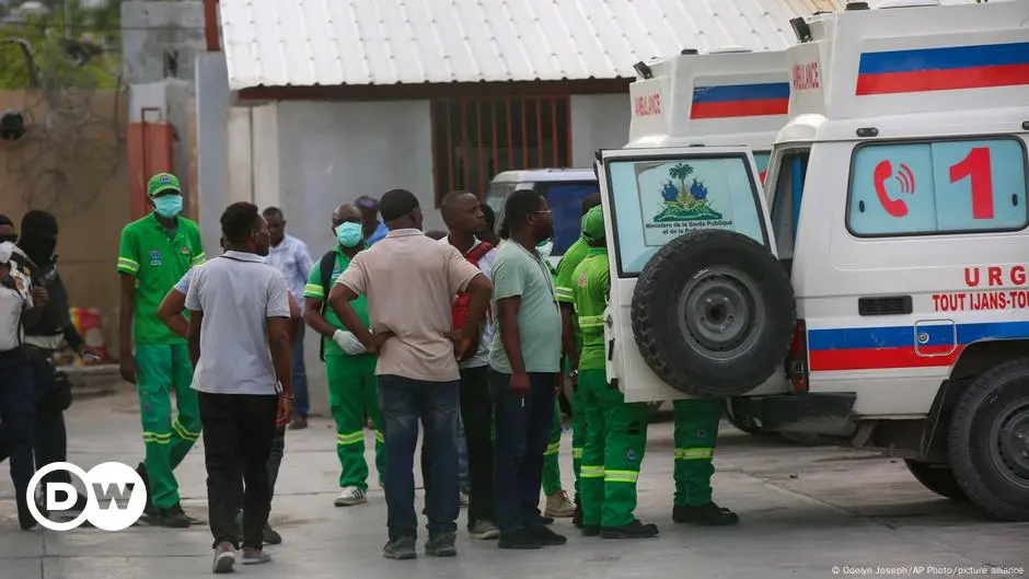 Haiti: Gang opens fire on hospital, killing journalists  – DW – 12/25/2024