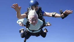 Chicago woman, 104, skydives from plane, aiming for record as the world's oldest skydiver