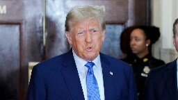 Trump gag order reinstated in New York civil fraud trial