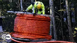 Finland: Outage reported after fiber optic cable damaged – DW – 12/03/2024