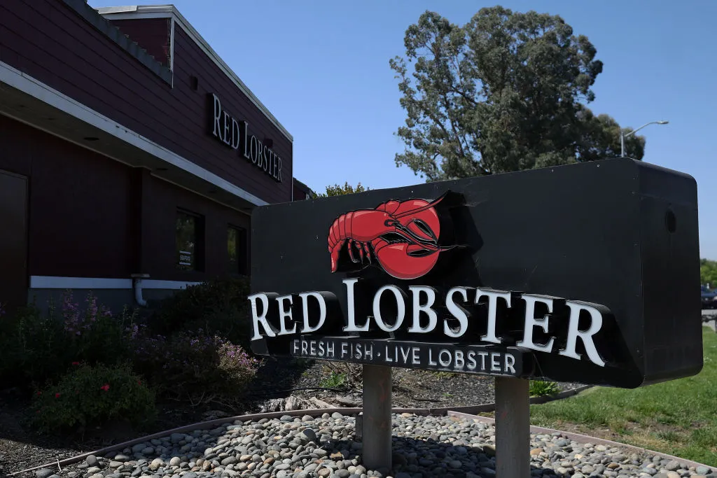 Red Lobster Had to Close So That Rich People Could Get Paid