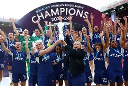 Emma Hayes Leaves Chelsea With 5th-Straight WSL Title Win