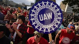 Majority of Alabama Mercedes workers join UAW as Southeast’s union battle heats up