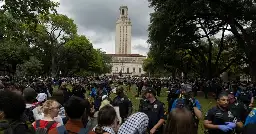 Police arrest more than two dozen pro-Palestine protesters on UT-Austin campus amid tense standoff