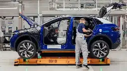 Insufficient Demand Affects Production At Volkswagen Zwickau Plant