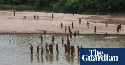 Uncontacted tribe seen in Peruvian Amazon where loggers are active