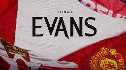 Jonny Evans signs for United