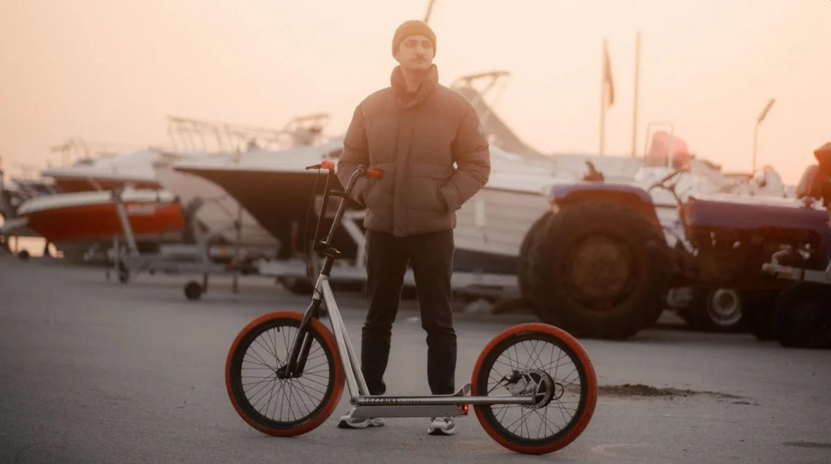 A Far Better E-Scooter Is An Electric Kick-Bike - CleanTechnica