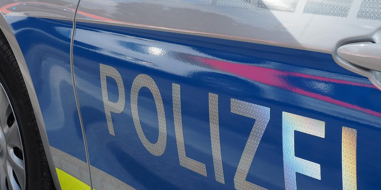 "Altersbedingte Fahruntüchtigkeit": 84-Jähriger verursacht drei Unfälle nacheinander