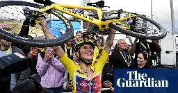 Kasia Niewiadoma wins Tour de France Femmes by four seconds in epic finale