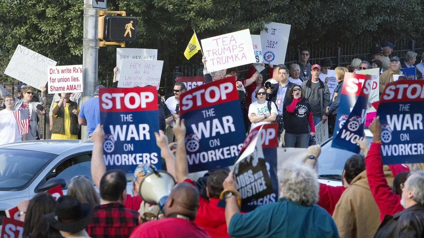 Wisconsin judge to hear union lawsuit against collective bargaining restrictions