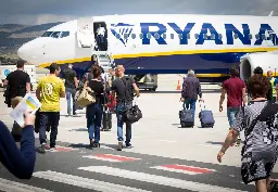 Ryanair refund passenger after fining them for expandable suitcase