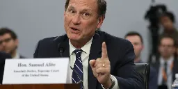 'Ethical Nightmare': House Democrats Demand Alito Recuse From Trump Cases | Common Dreams