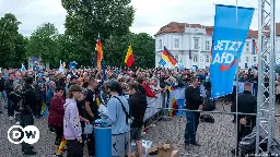 German AfD taps into young voters' fears, disillusionment  
 – DW – 09/25/2024