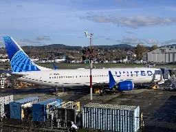 United finds loose bolts on plug doors during 737 Max 9 inspections