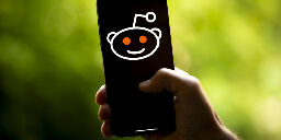 Reddit forces personalized ads, starts X-like user payment program