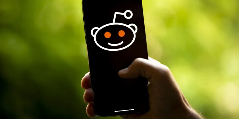 Reddit forces personalized ads, starts X-like user payment program