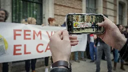 30 minuts - Catalunya Nord: el català, a judici