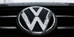 VW wouldn’t help locate car with abducted child because GPS subscription expired