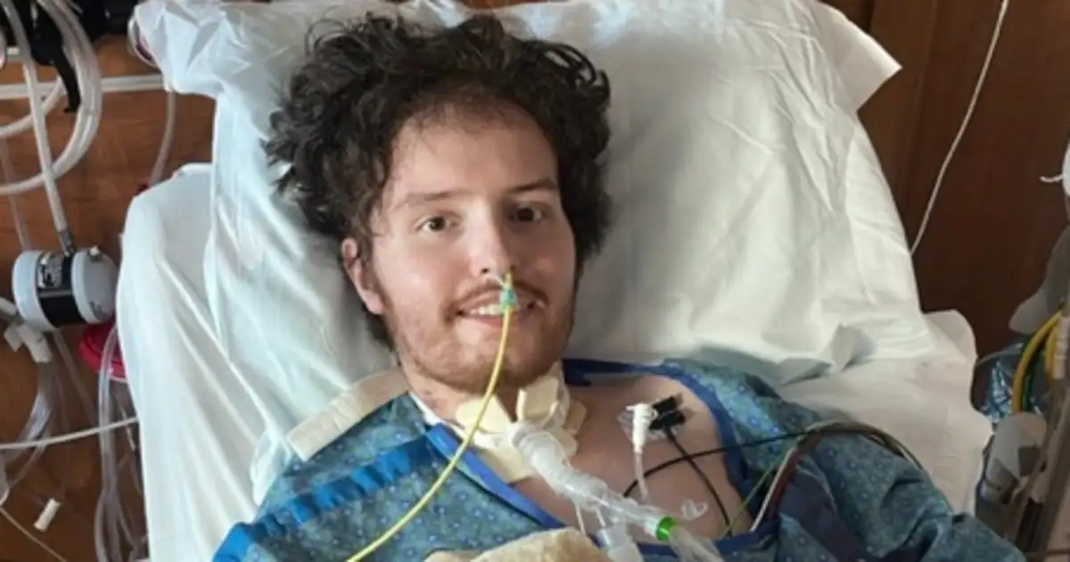 22-year-old man who vaped required double lung transplant: 'He had no idea how bad it was'