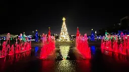 Tampa Riverwalk nominated for Best Public Holiday Display by USA Today - That's So Tampa