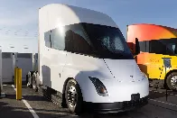 Tesla Wants to Build a Semi Truck-Charging Route From Texas to California