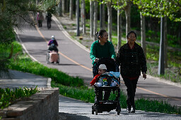 China set to lose 60 percent of population by century's end