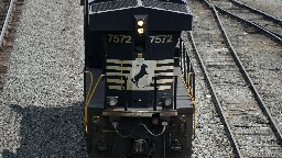 Norfolk Southern is 1st big freight railway to let workers use anonymous federal safety hotline