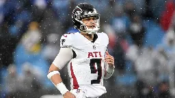 Raiders signing ex-Falcons QB Ridder, source says