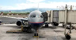 Body discovered in wheel well of United plane at Maui airport in Hawaii