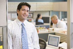 "I can't believe anyone would vote for Trump," says smug Canadian man planning to vote for Poilievre