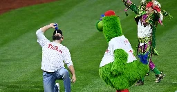 Jason Kelce and Fletcher Cox to throw out first pitches at Phillies game on Saturday