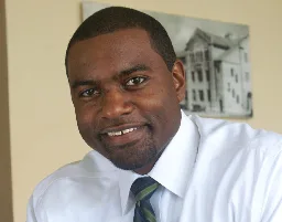 Bakari Brooks Elected Chairman Of The Board Of Habitat For Humanity Of Northwest Metro Atlanta. | Atlanta Daily World