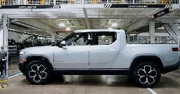 Rivian’s new Dual-Motor R1S and R1T earn over 350 miles of EPA range with additional large battery pack