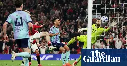 Rice strike and Raya saves help Arsenal rescue point at Manchester United