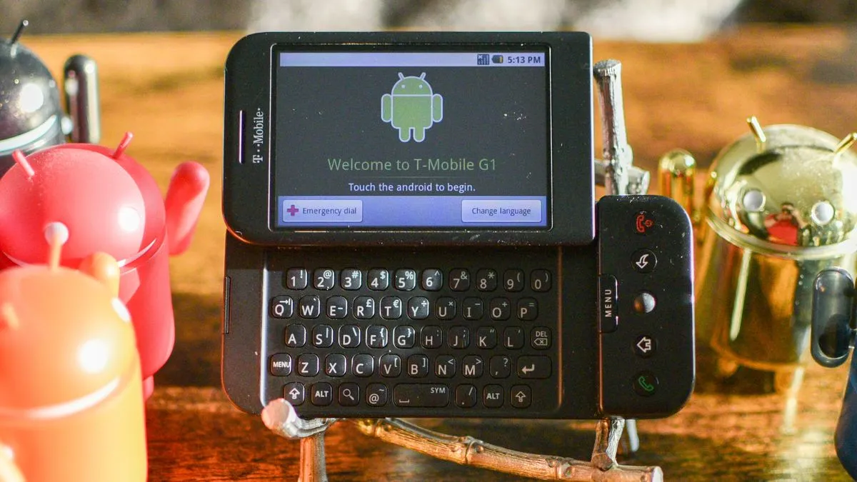 The first Android is 15 years old, and it is the opposite of everything we want in a smartphone today