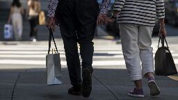 Americans' net worth surged by a record 37% from 2019-2022 | CNN Business