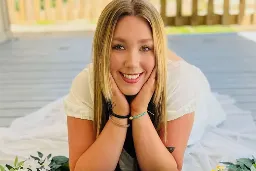 Texas Teen Suffering Miscarriage Dies Days After Baby Shower Due to Abortion Ban as Mom Begs Doctors to 'Do Something'