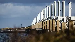 Ook Oosterscheldekering gesloten vanwege storm Pia en hoogwater