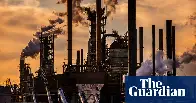 Majority of US voters support climate litigation against big oil, poll shows