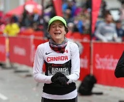 Elizabeth Waywell shatters Canadian W65 marathon, half-marathon records - Canadian Running Magazine