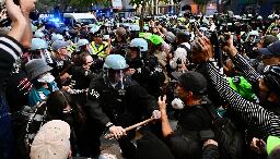 Protesters clash with police leading to dozens of arrests in West Loop