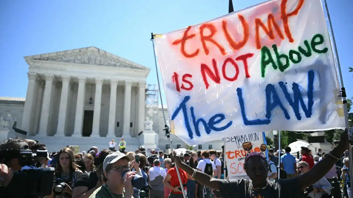 'Democracy turns into a dictatorship': Experts warn about SCOTUS presidential immunity ruling